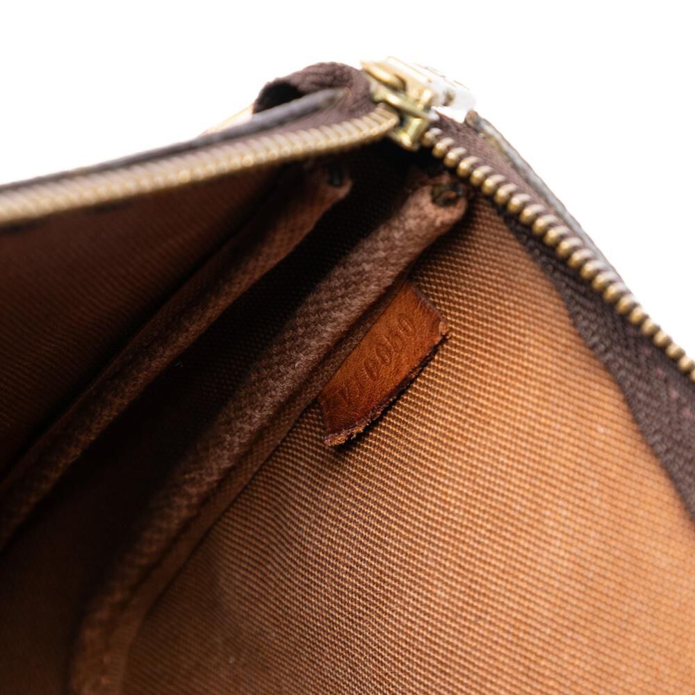 Louis Vuitton Pochette Accessoires