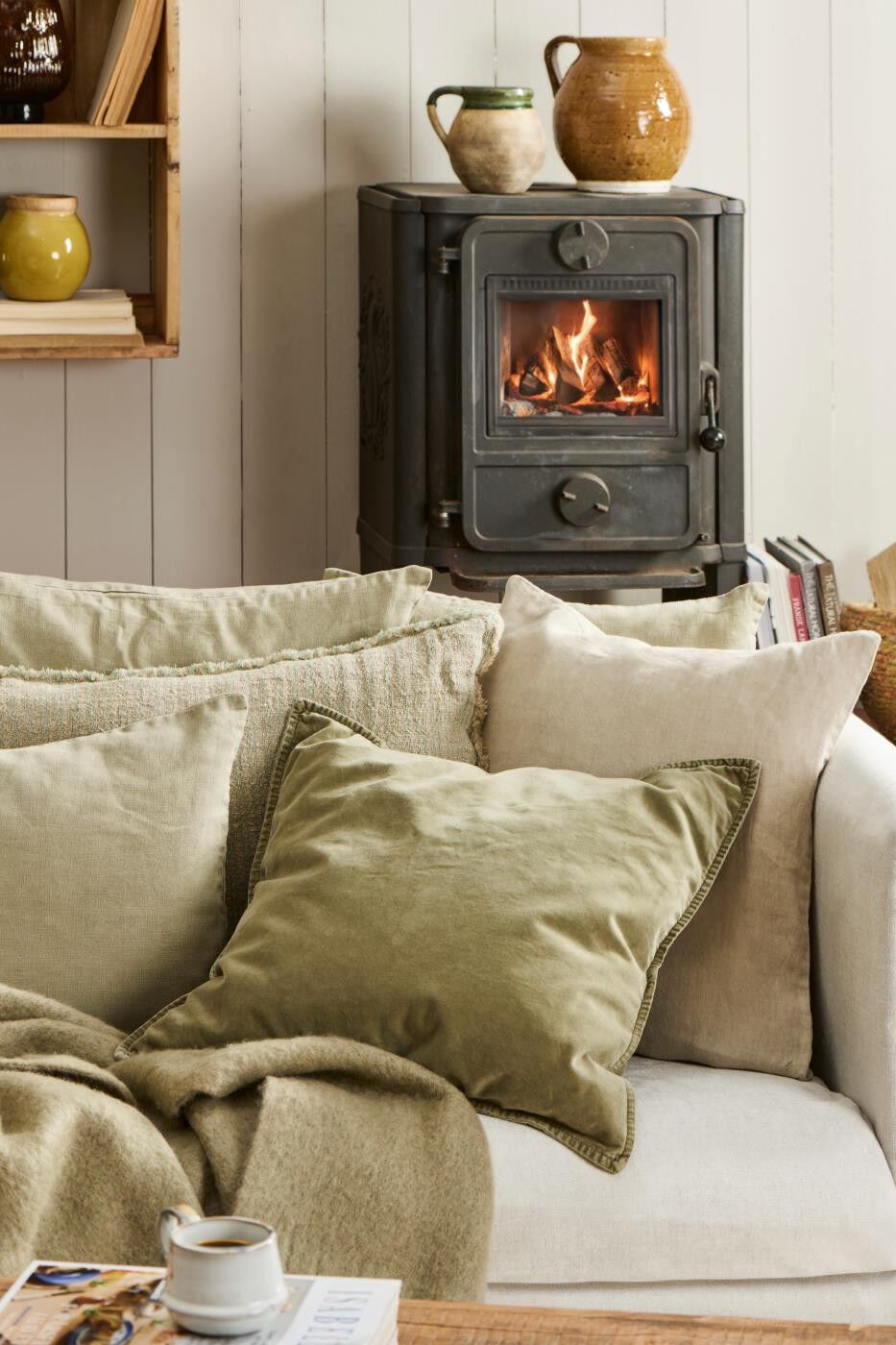 Pude eucalyptus green