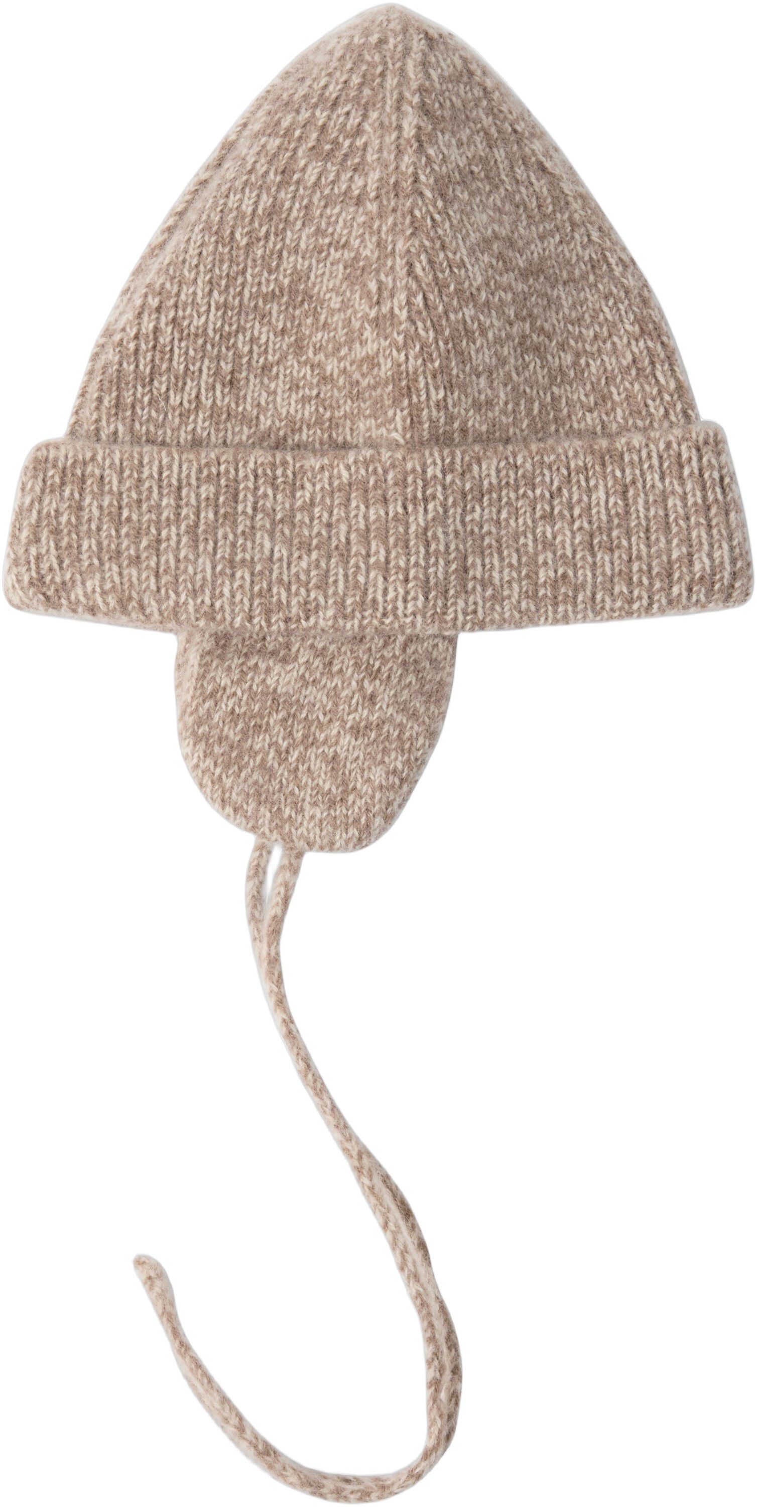 Cap knitted wool blend