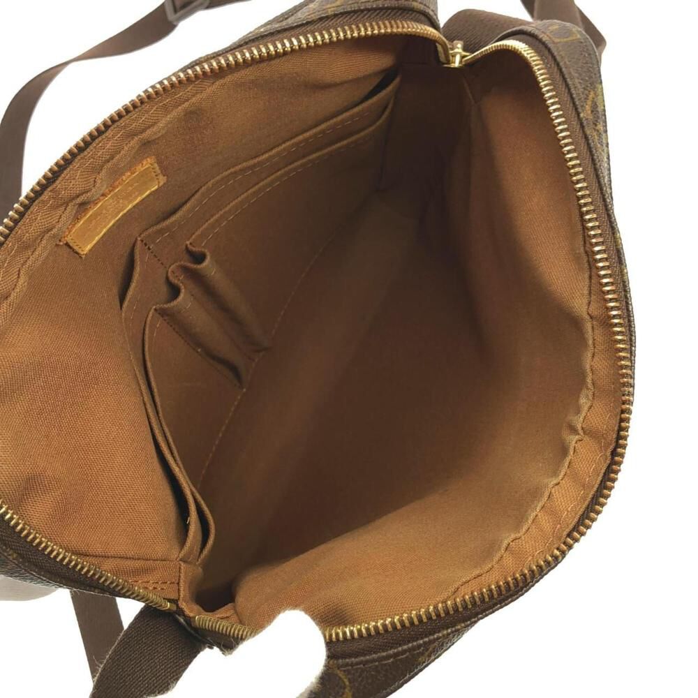 Louis Vuitton Trotteur