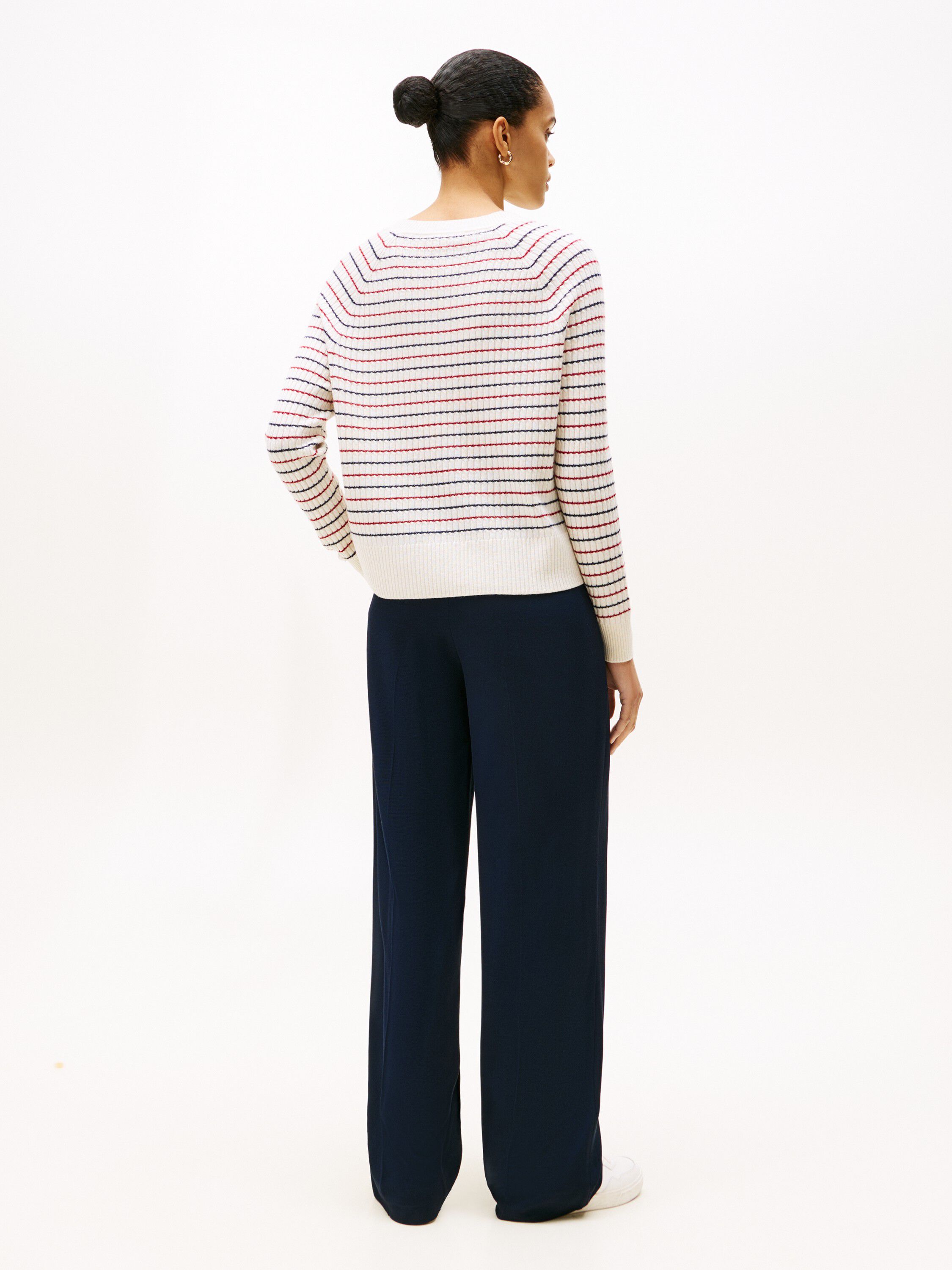 WOOL CASH CABLE V-NK LS SWT