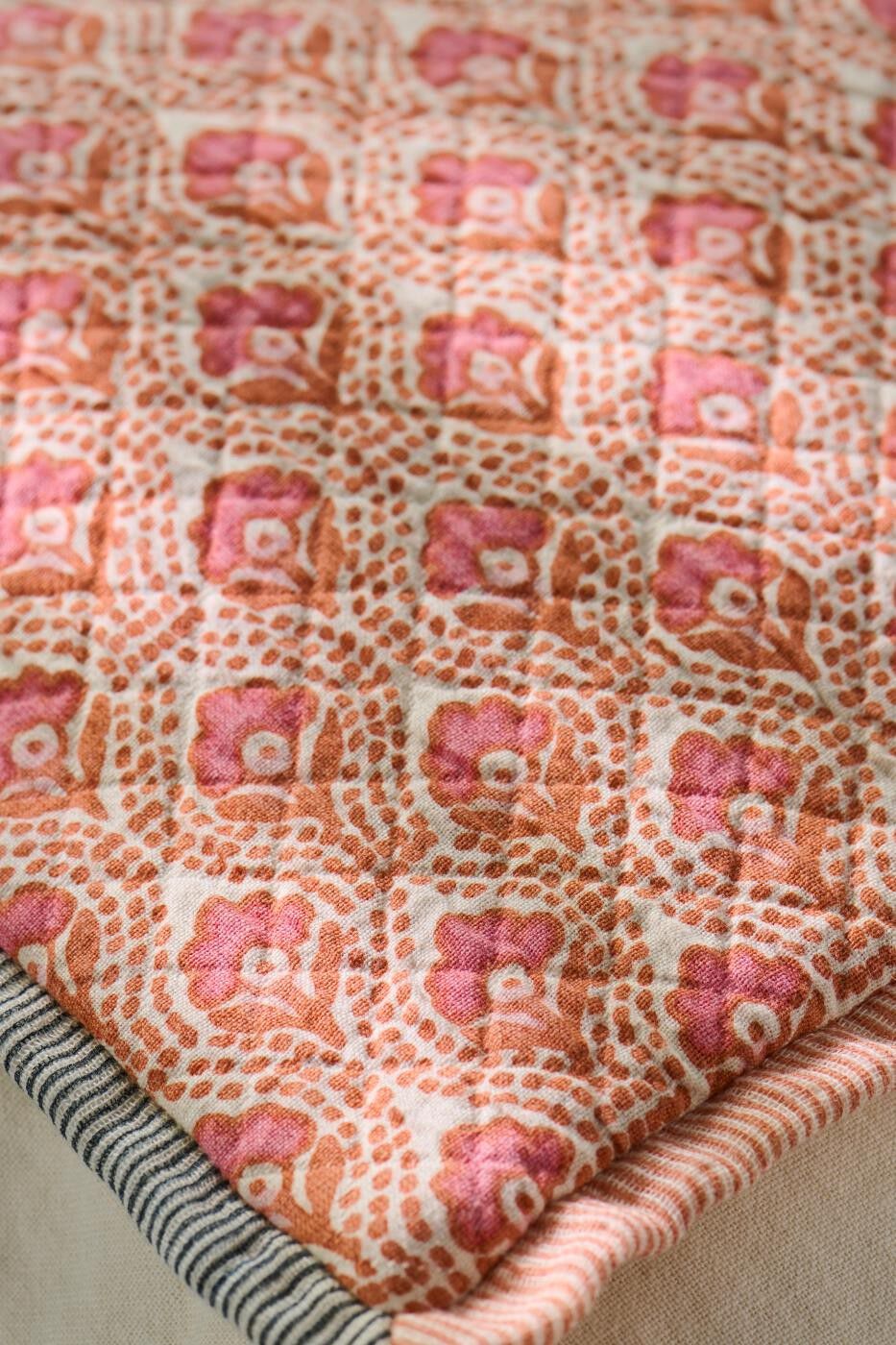 Pude Vigga m/orange og pink print