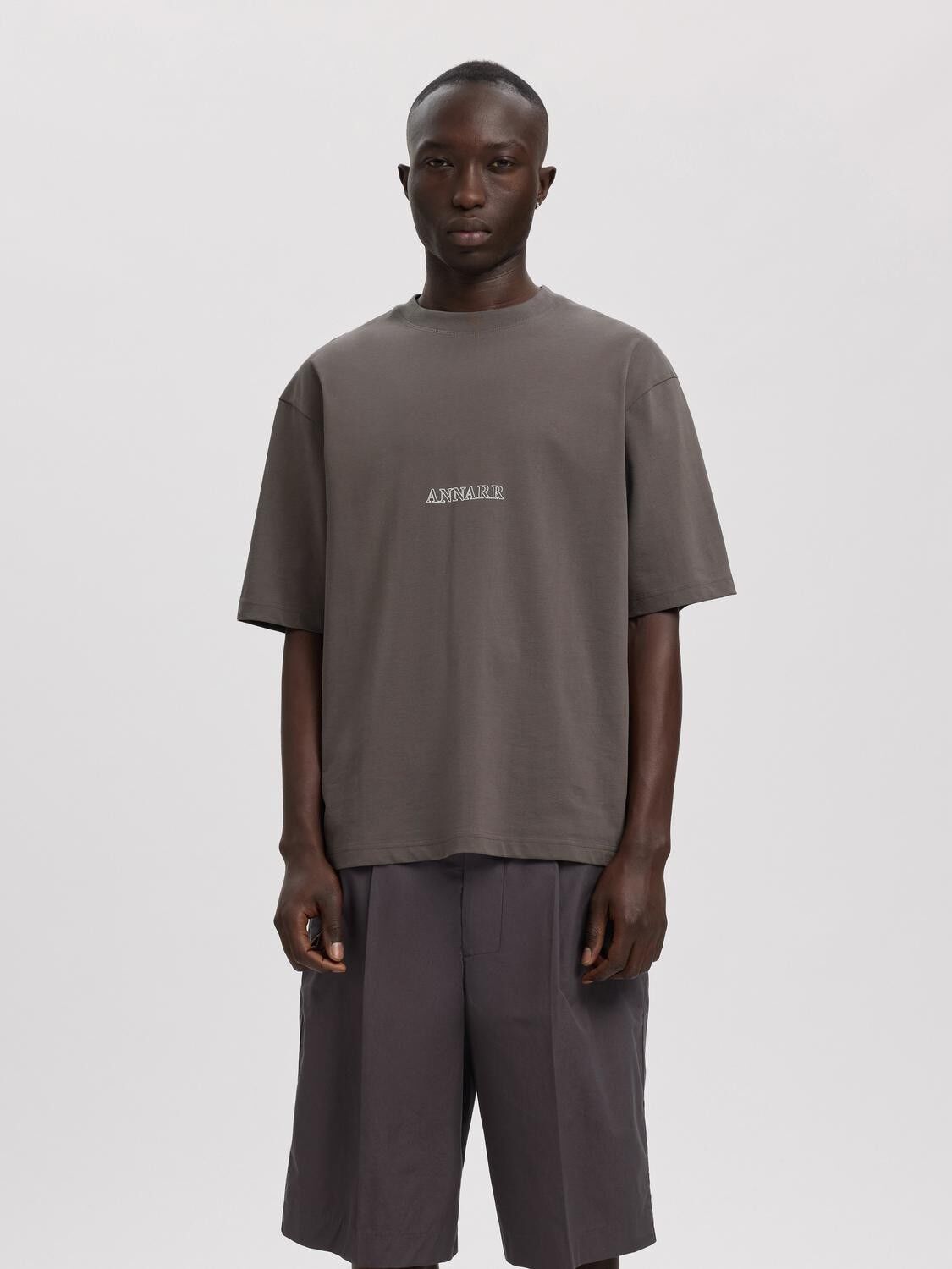 ANROKHOLM LOGO SS O-NECK TEE
