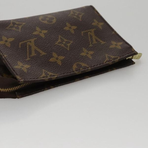 Louis Vuitton Poche Toilette