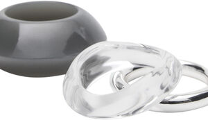 BRACELET. -- BRA