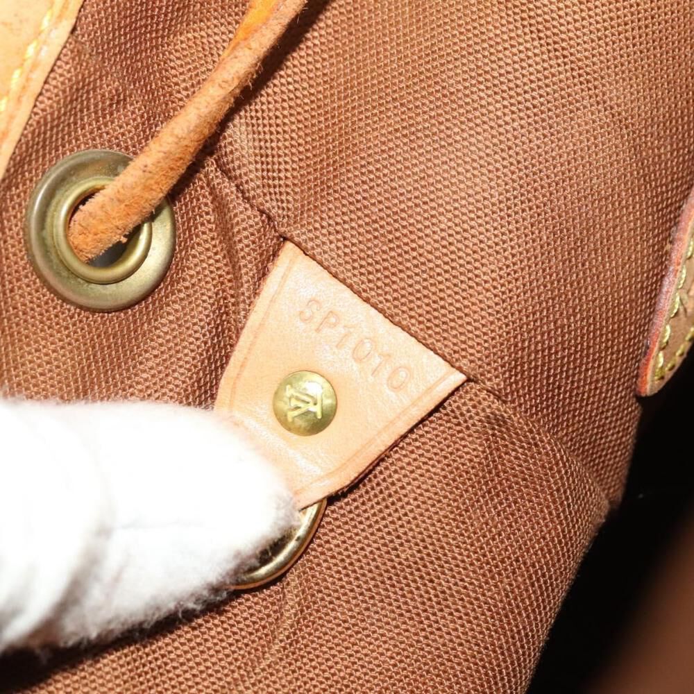 Louis Vuitton Montsouris