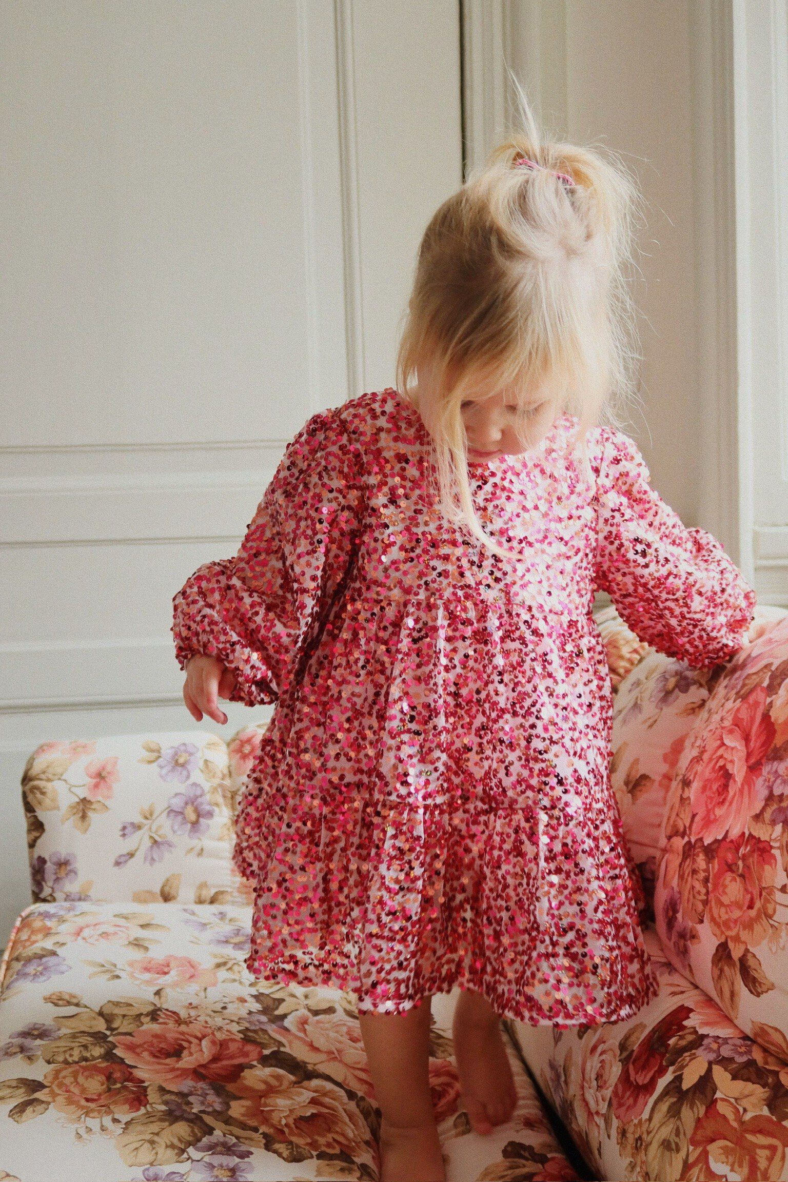 LILA SEQUINS BOW DRESS