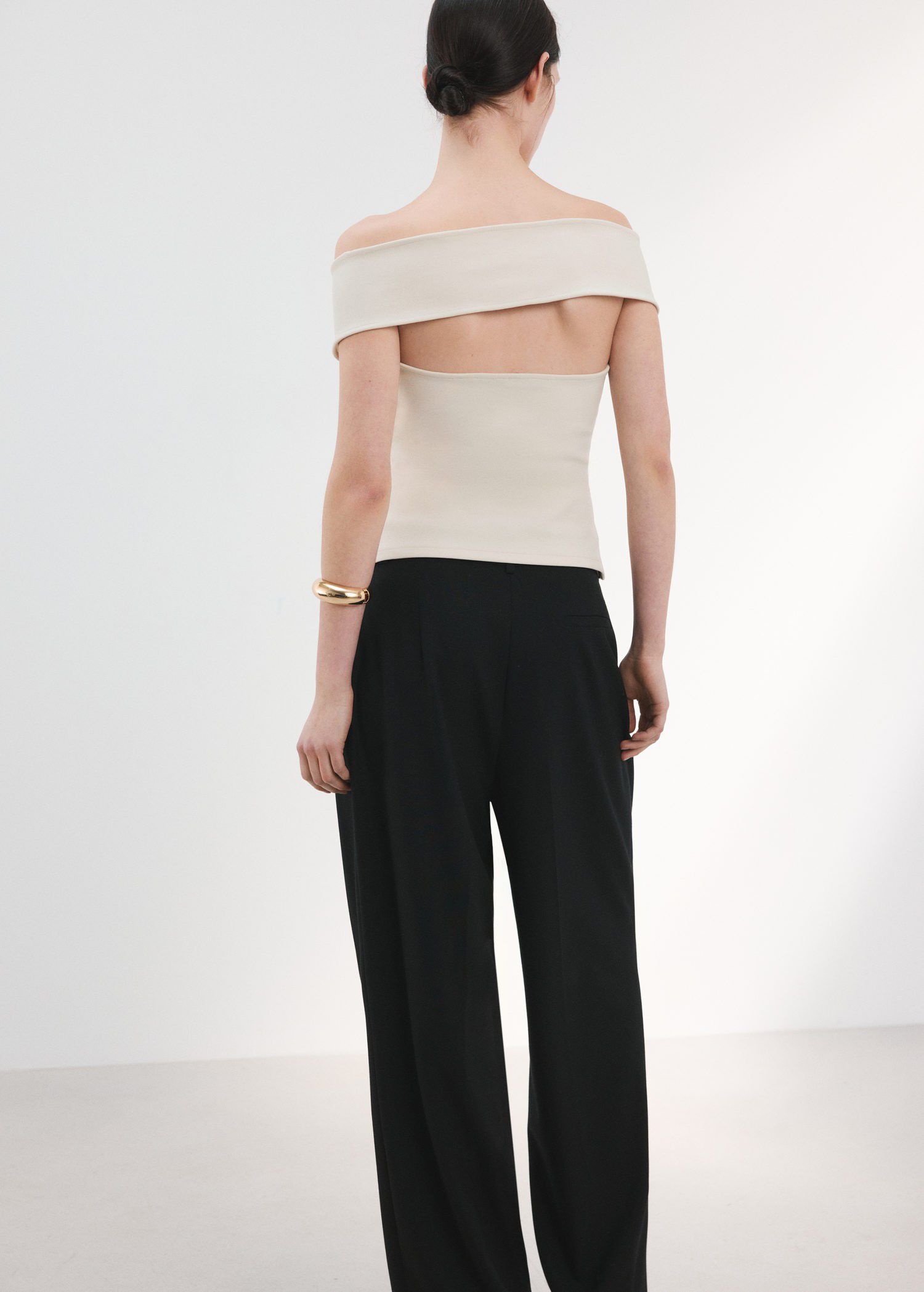 Strapless fitted top