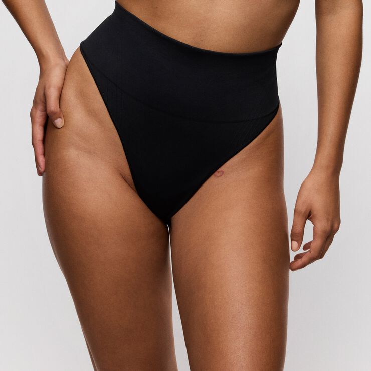 Nudda shapewear string