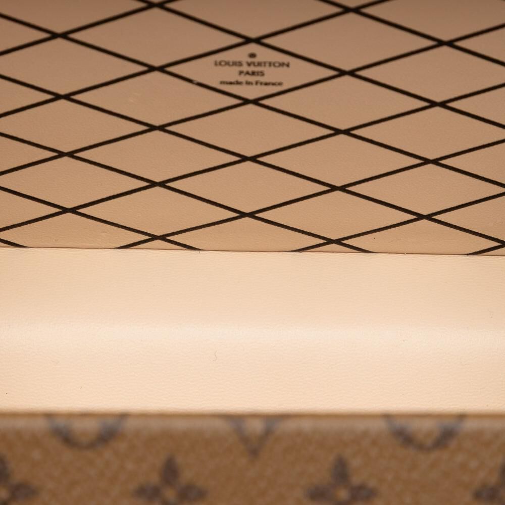 Louis Vuitton Petite Malle