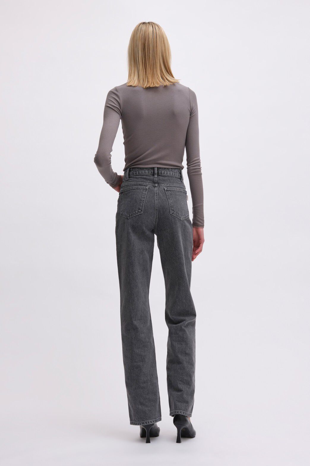 LONG SLEEVE TURTLE NECK