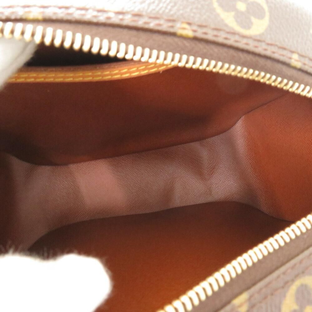 Louis Vuitton Shoulder Bags