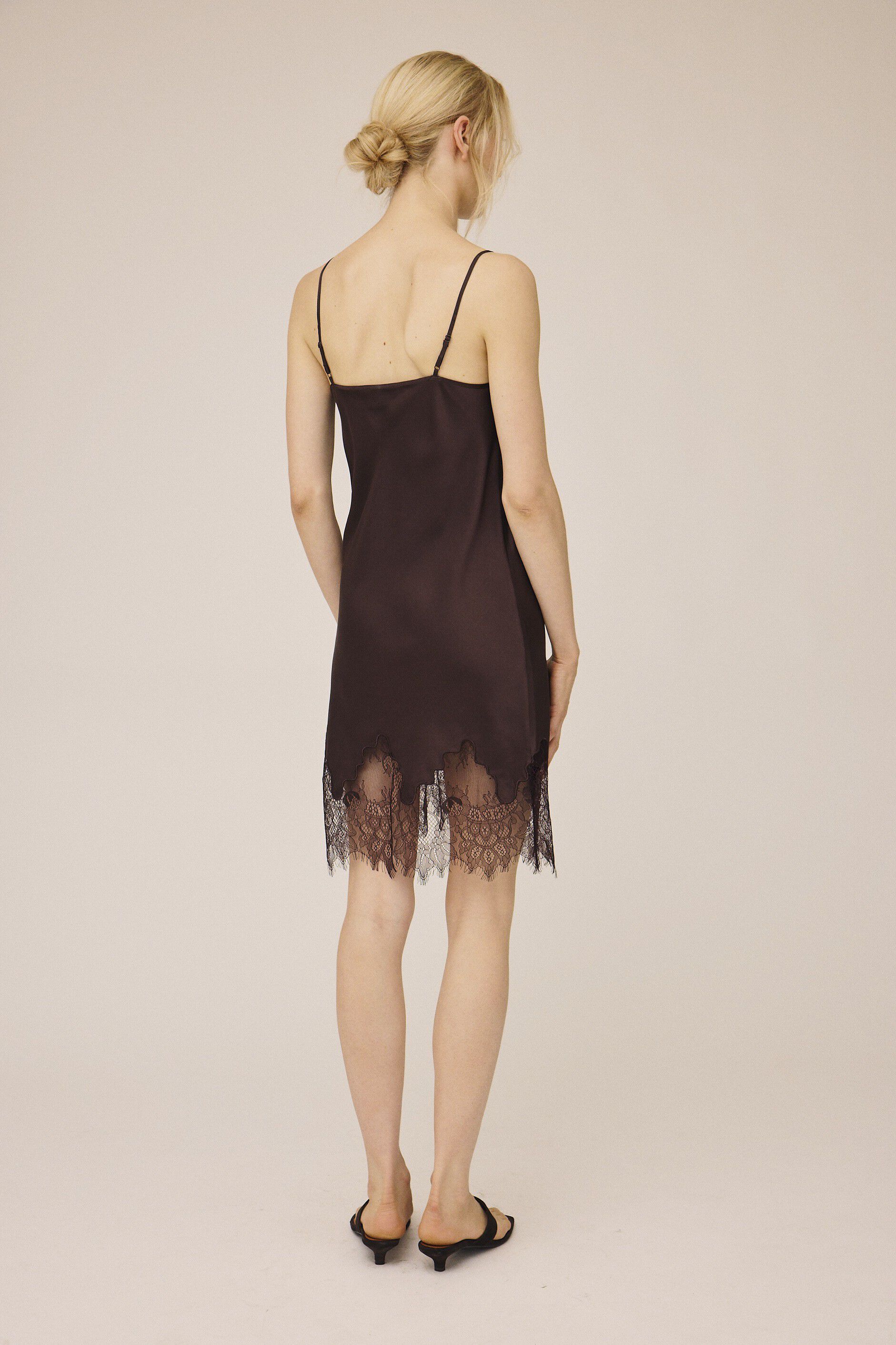 Moon 7 G - Slip Dress w. Lace, 100% Silk