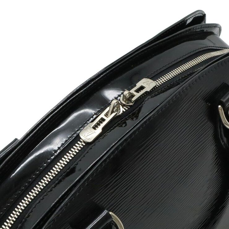 Louis Vuitton Pont Neuf