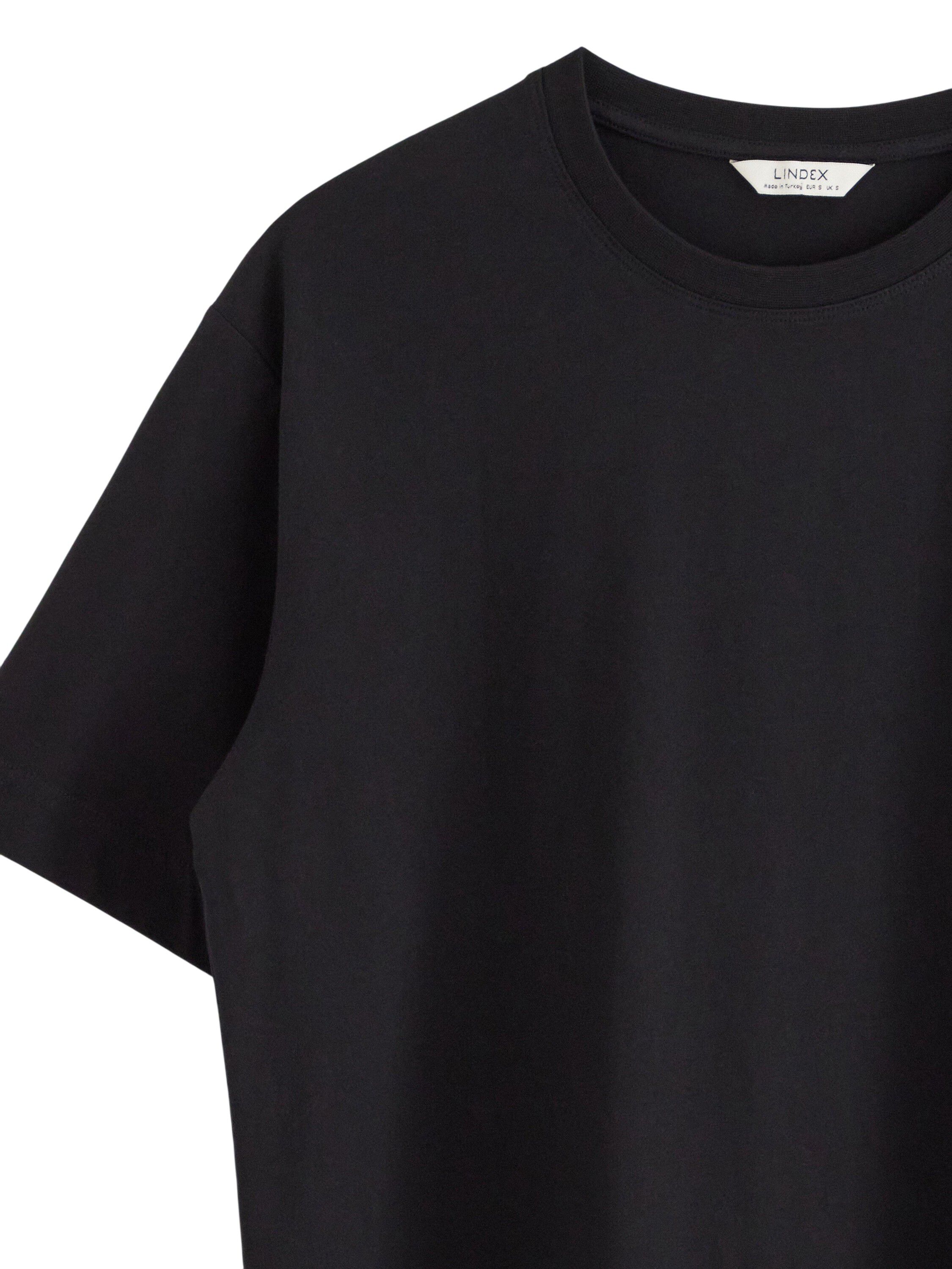 Comfy, stylish t-shirt