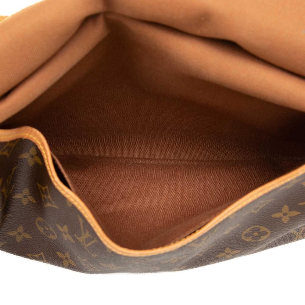 Louis Vuitton Saumur