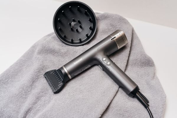 Hårtork HC 100 med digital motor PR-HC02R