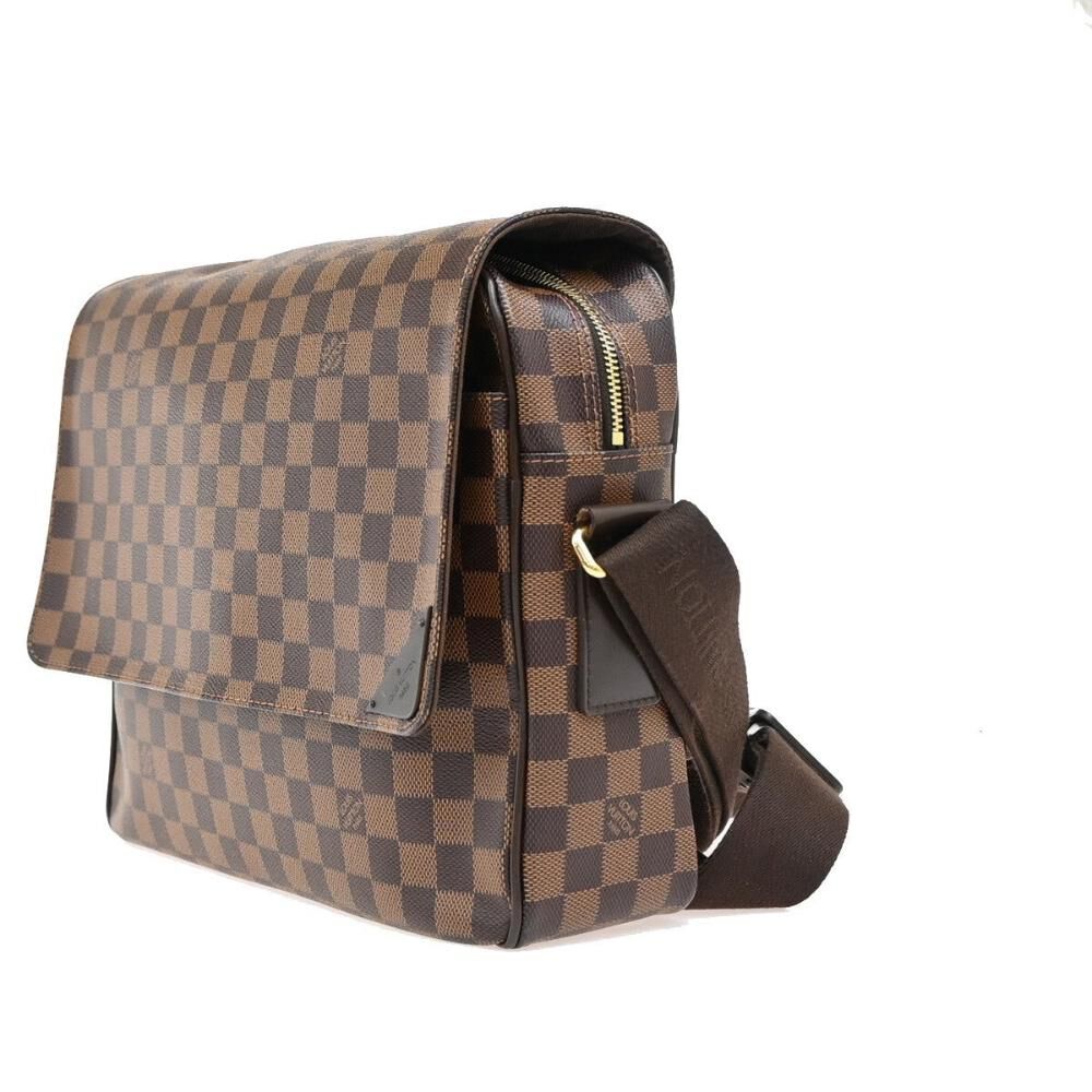 Louis Vuitton Messenger