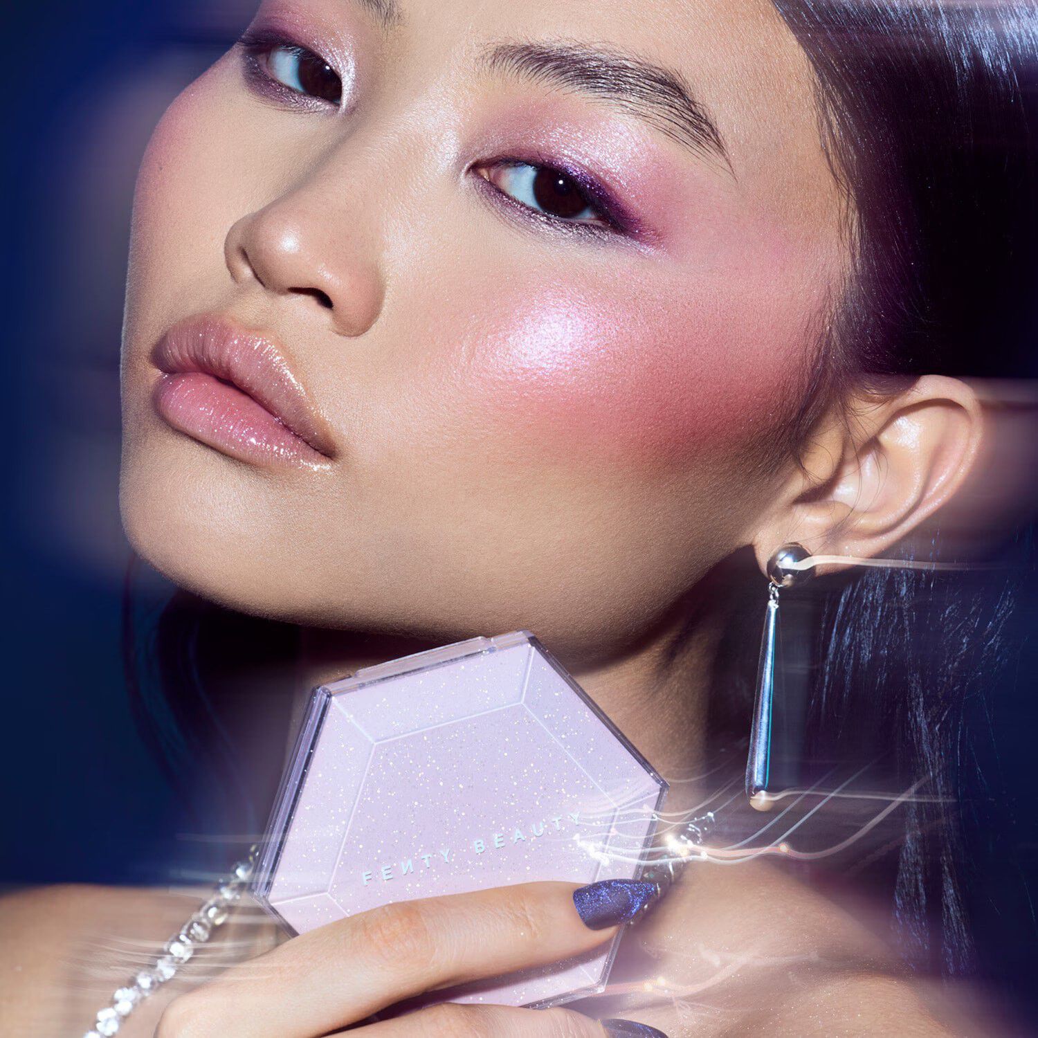 Diamond Bomb All-Over Diamond Veil - Highlighter