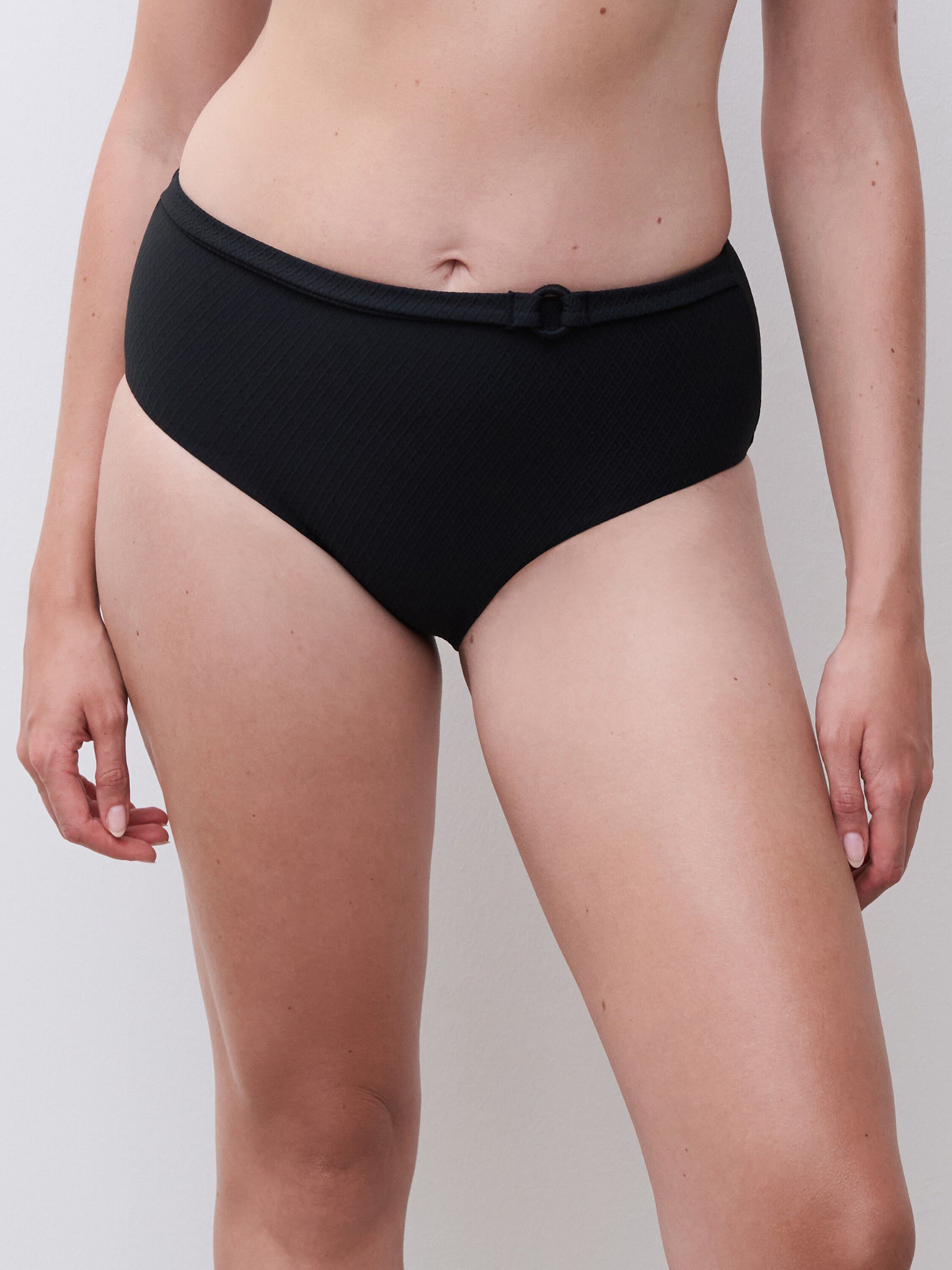 Navarino High-Waisted Brief