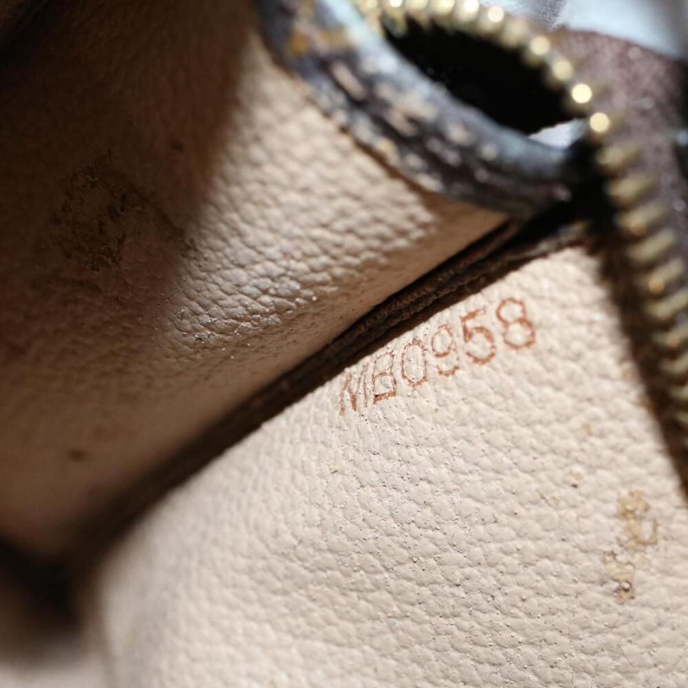 Louis Vuitton Poche Toilette