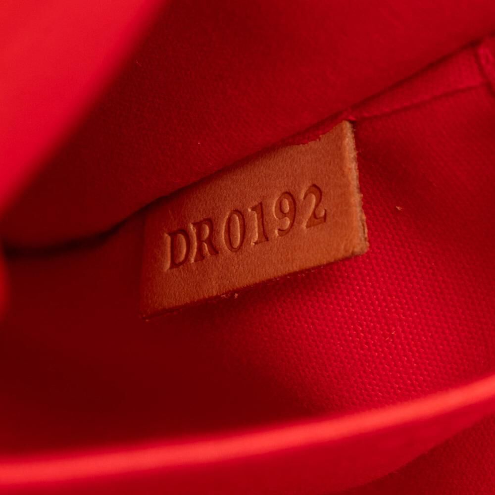 Louis Vuitton Shoulder Bags