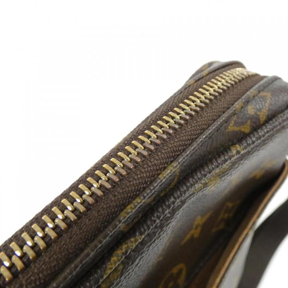 Louis Vuitton Shoulder Bags