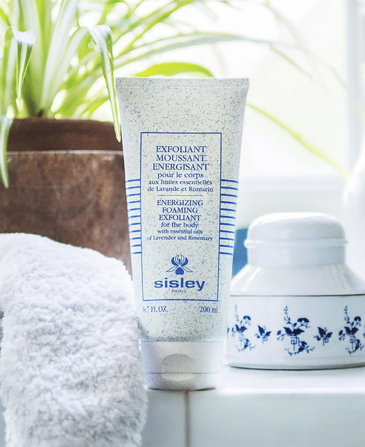 Gel Exfoliant Moussant Energisant - Energizing Foaming Exfol - tube