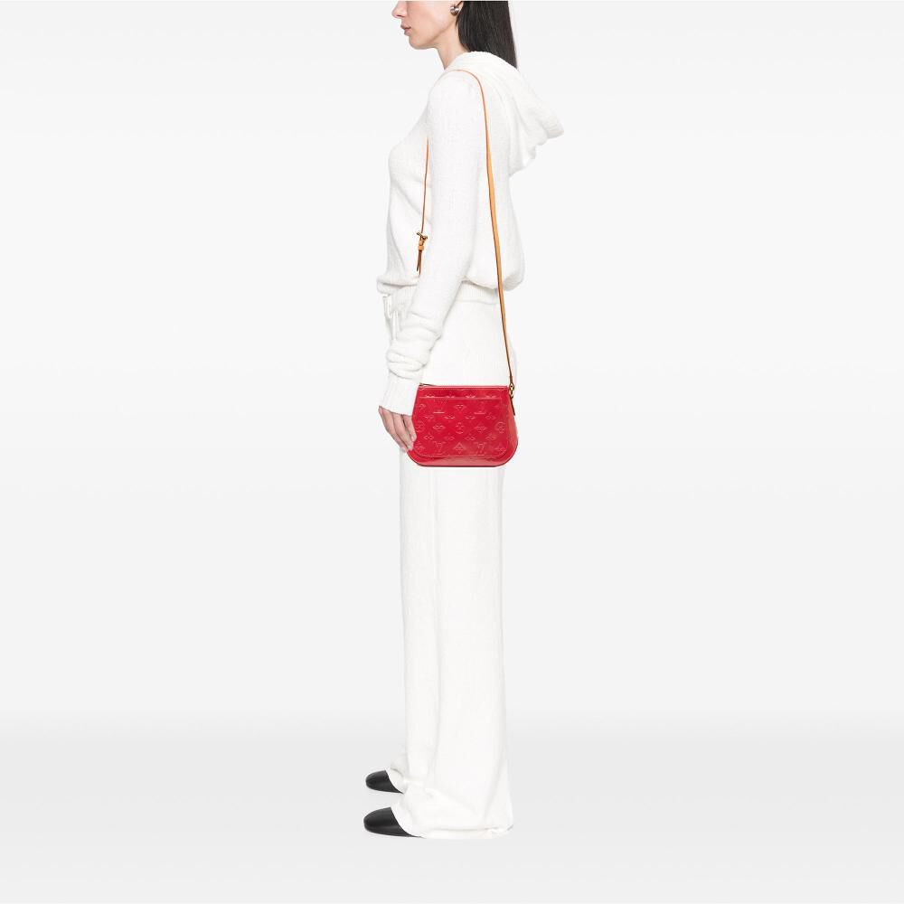 Louis Vuitton Shoulder Bags