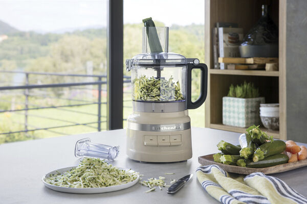 7 Cup foodprocessor crème 1,7 liter L19,5cm B19,5c