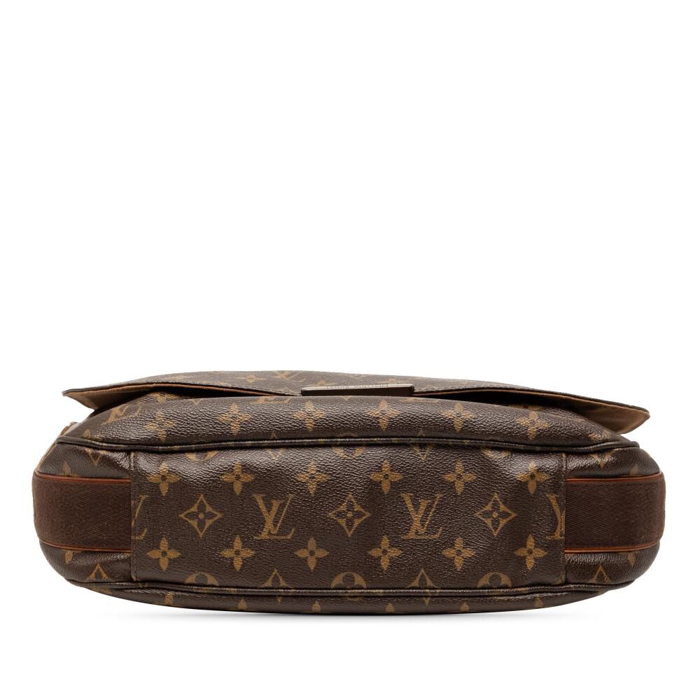 Louis Vuitton Beaubourg