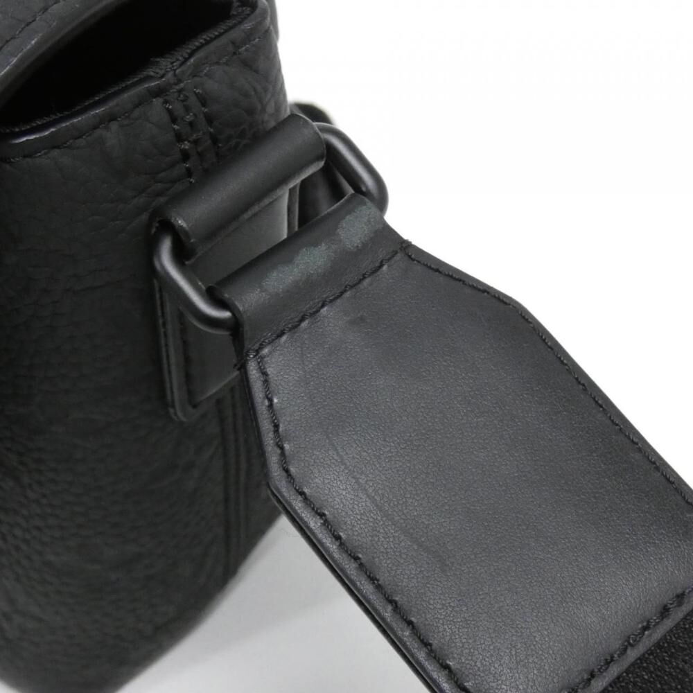 Louis Vuitton Messenger