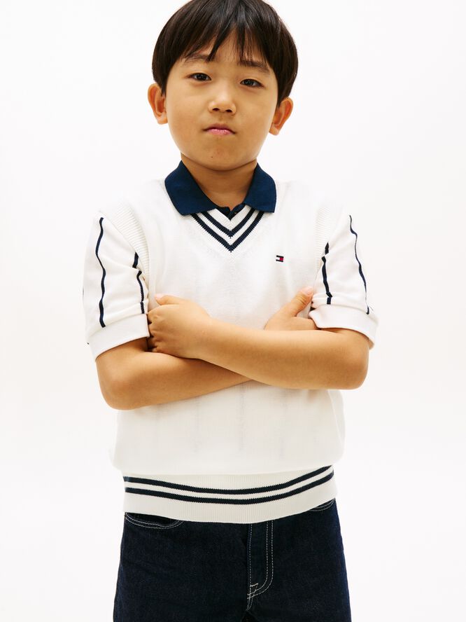 Essential V-Neck Sweater Vest