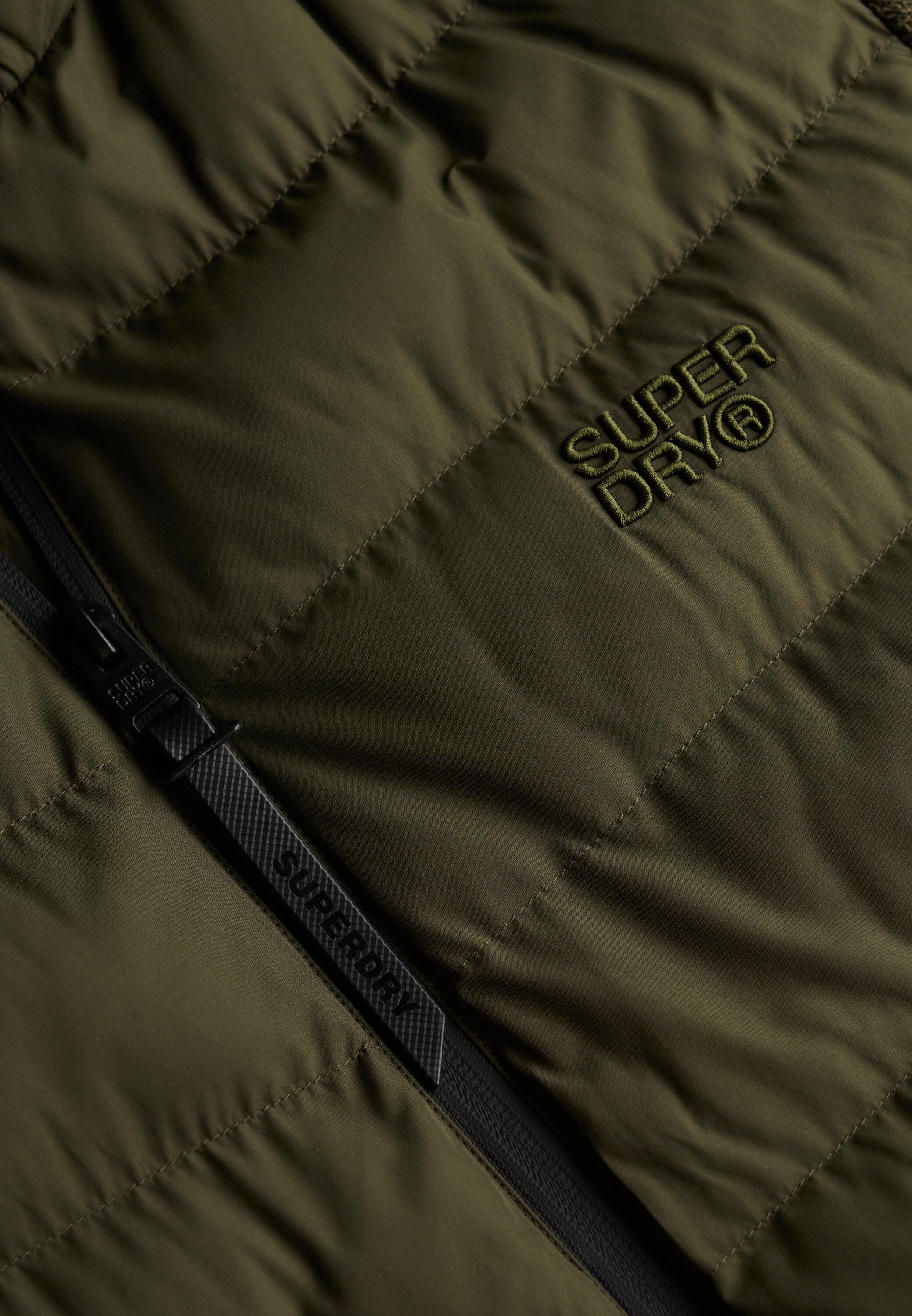 HOODED STORM KNIT HYBRID JKT