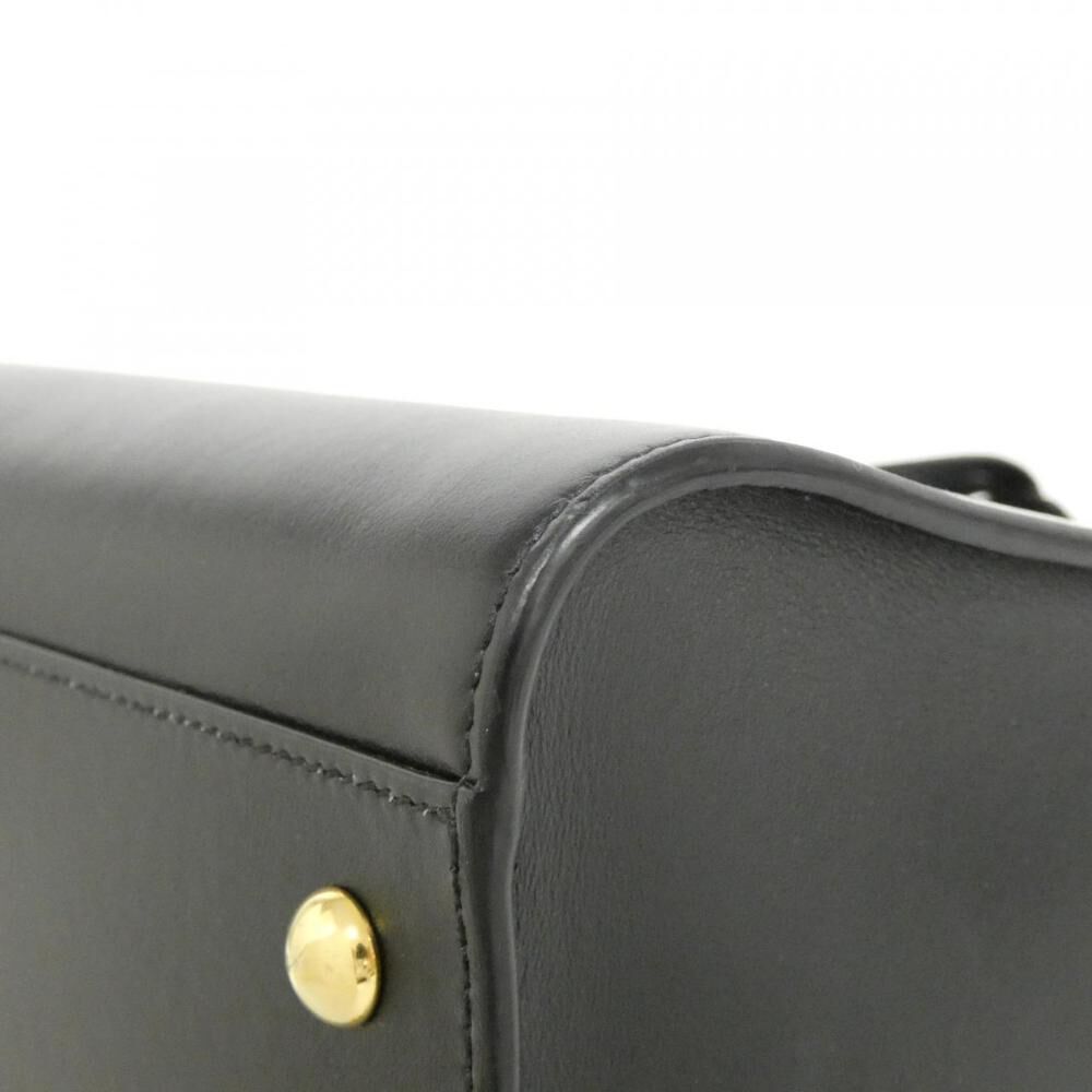 Yves Saint Laurent Handbag