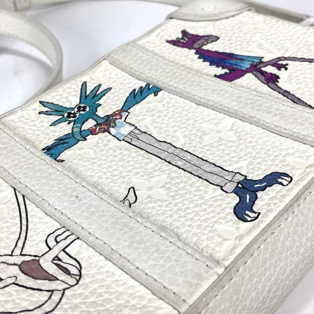 Louis Vuitton Shoulder Bags