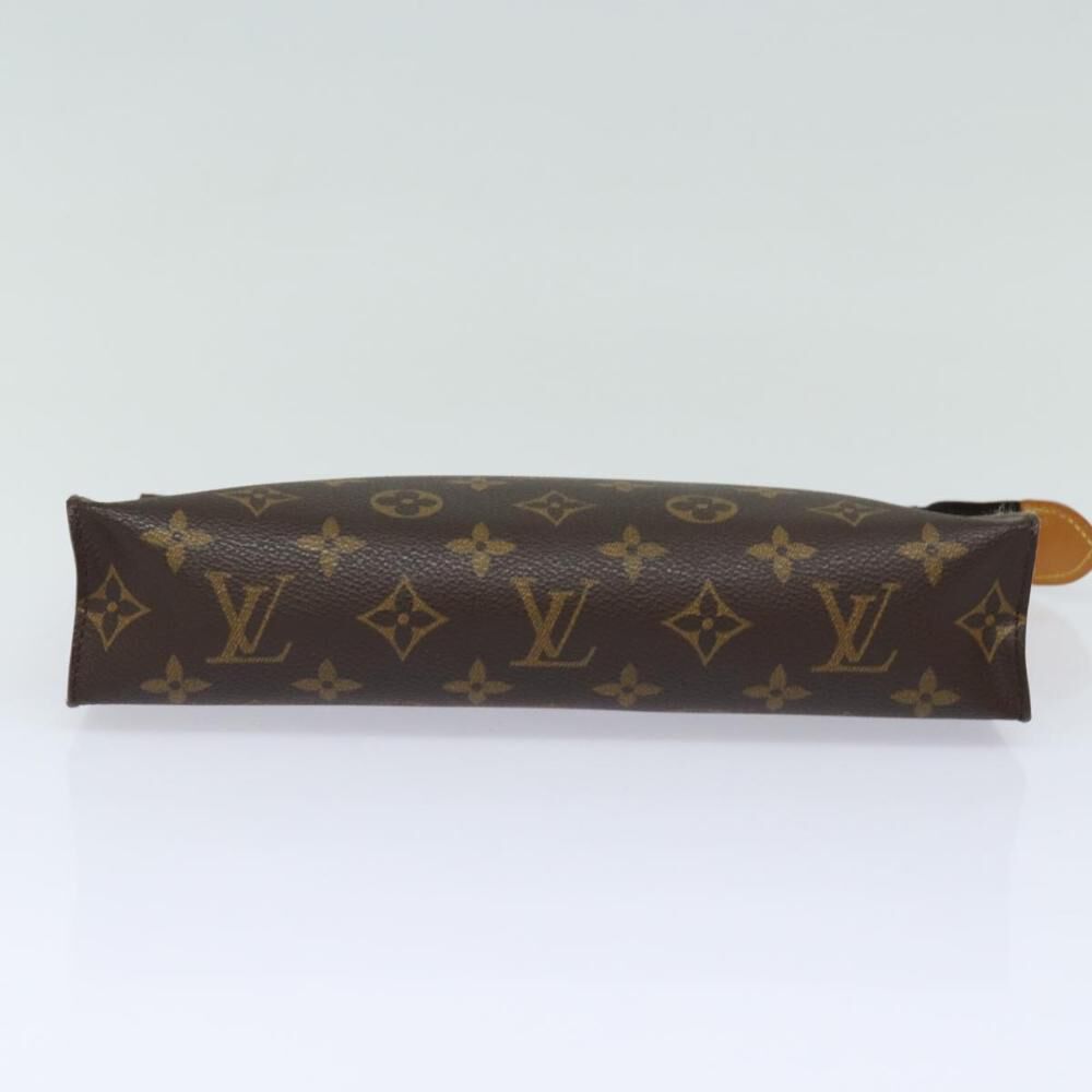 Louis Vuitton Poche Toilette