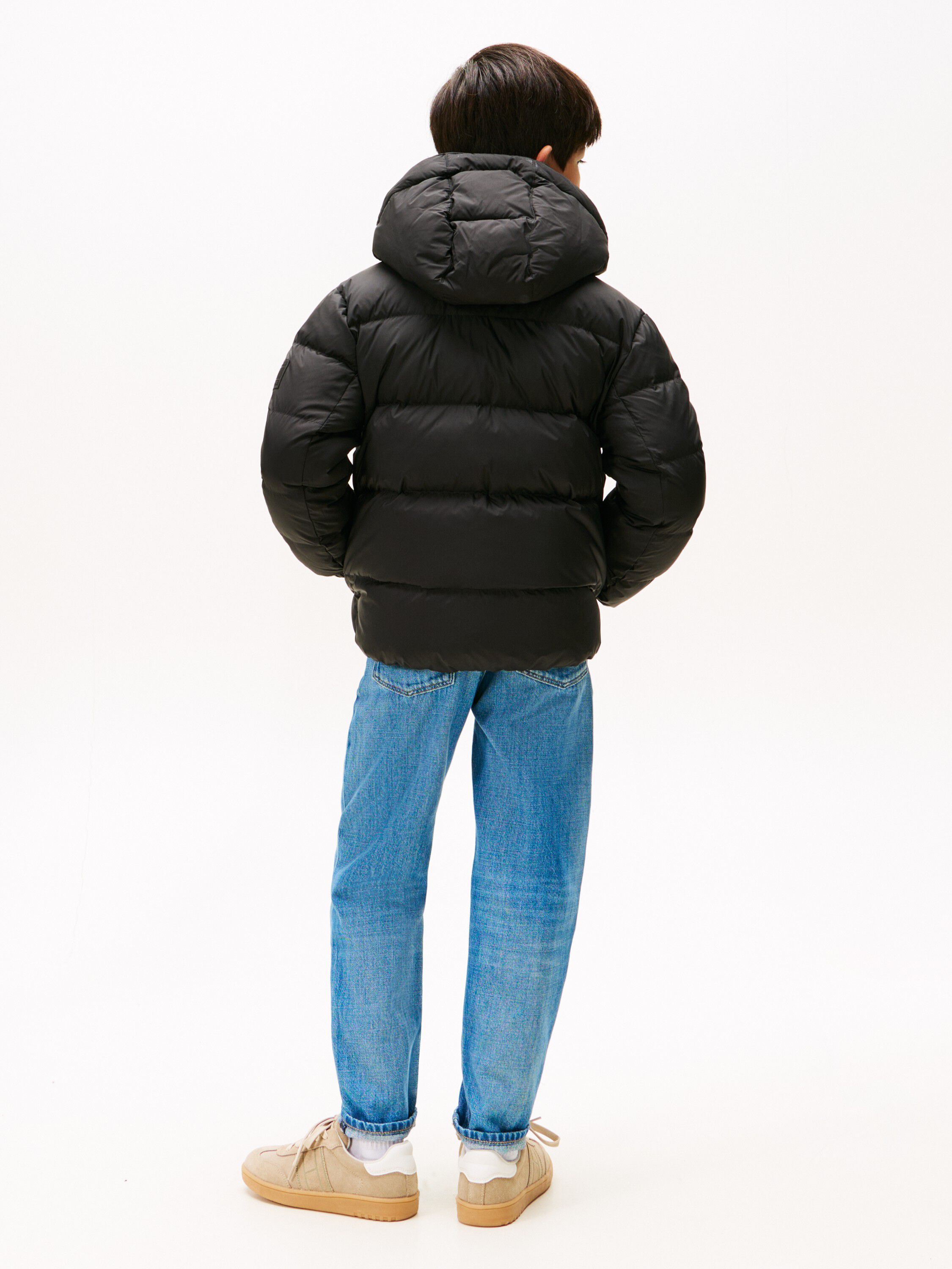 ESSENTIAL DOWN JACKET