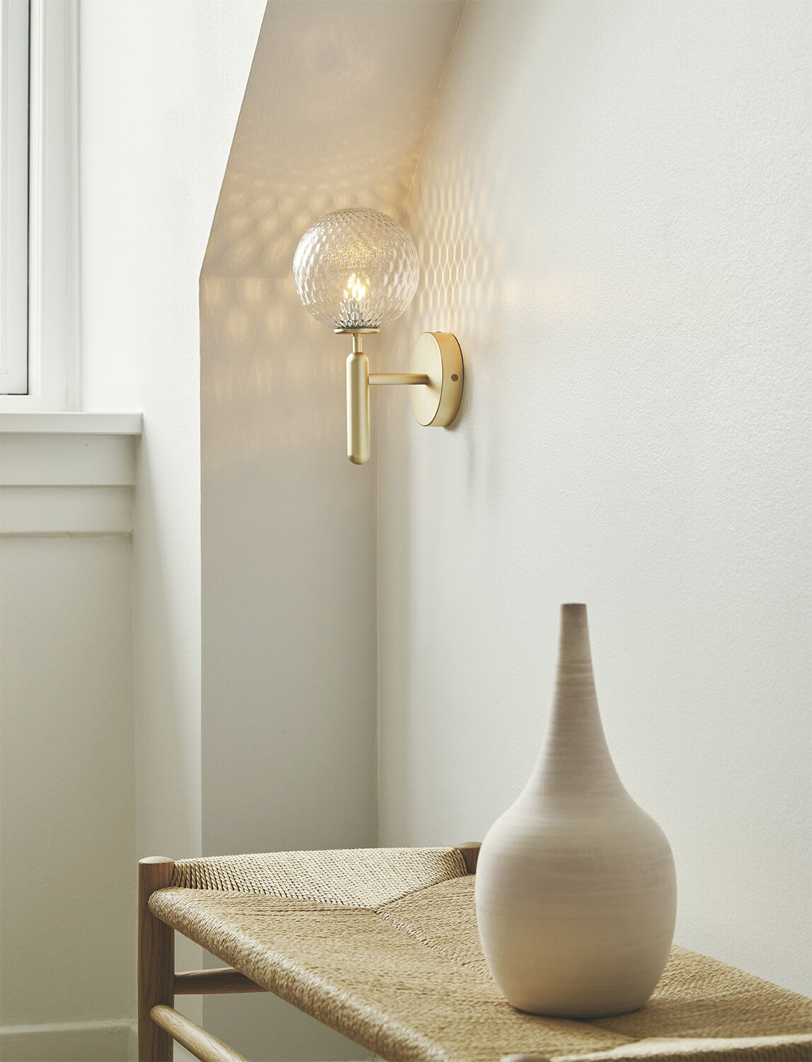 Miira Wall, brass / optic clear