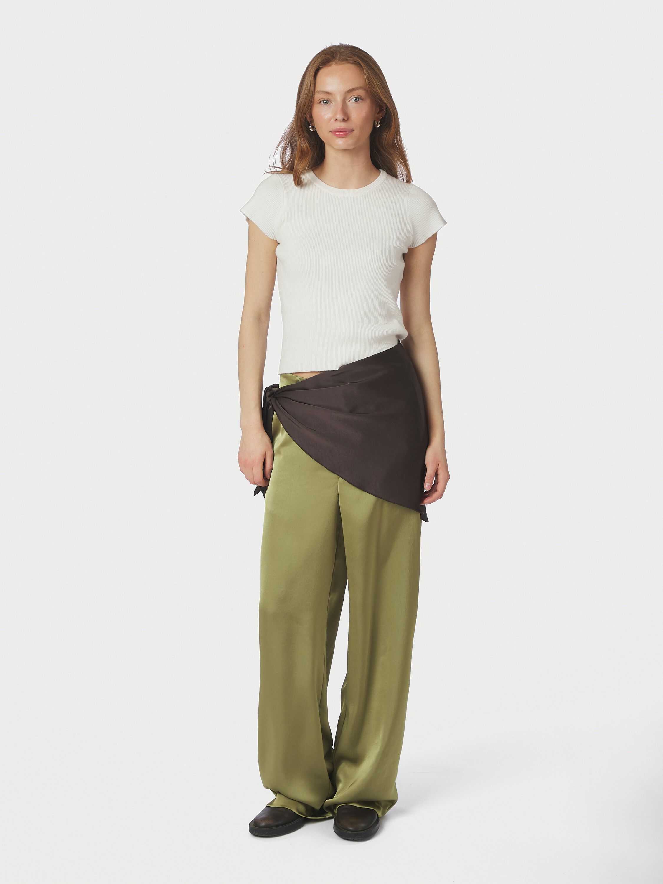 Serina Heavy Sateen Big Scarf