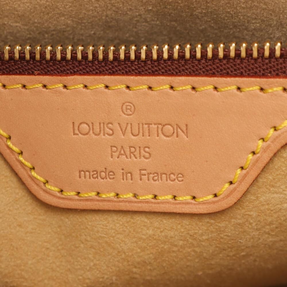 Louis Vuitton Shoulder Bags