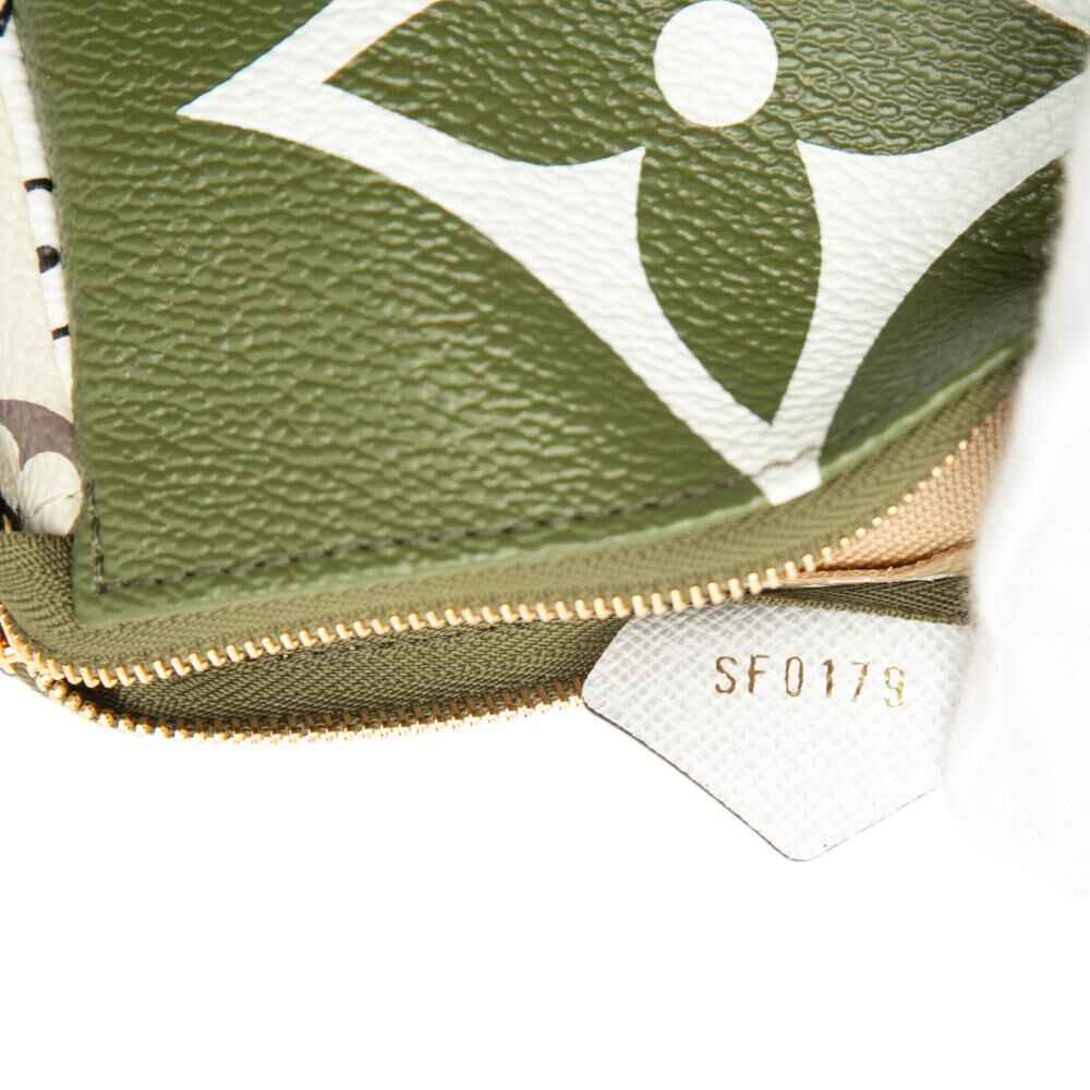 Louis Vuitton Pouch