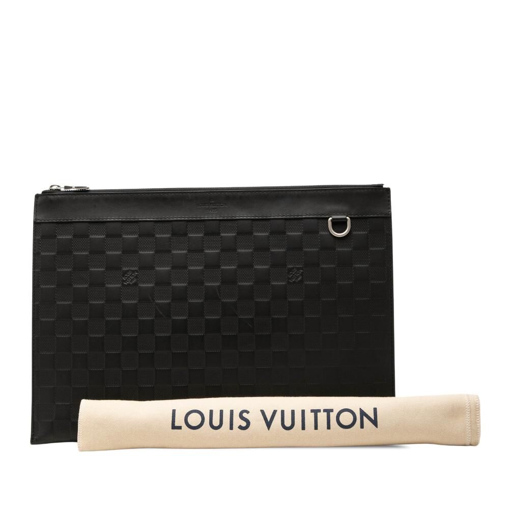 Louis Vuitton Clutch