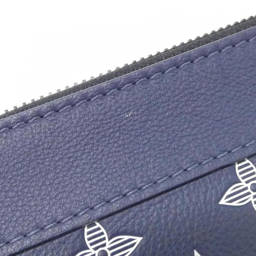 Louis Vuitton Clutch