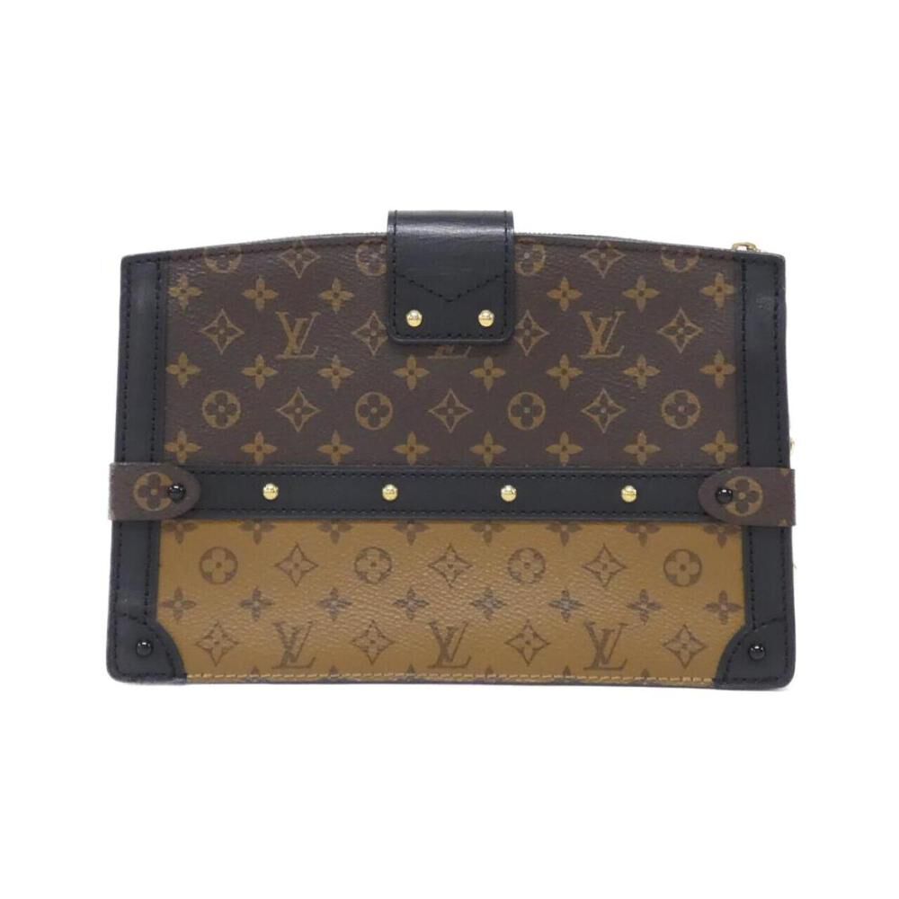 Louis Vuitton Shoulder Bags