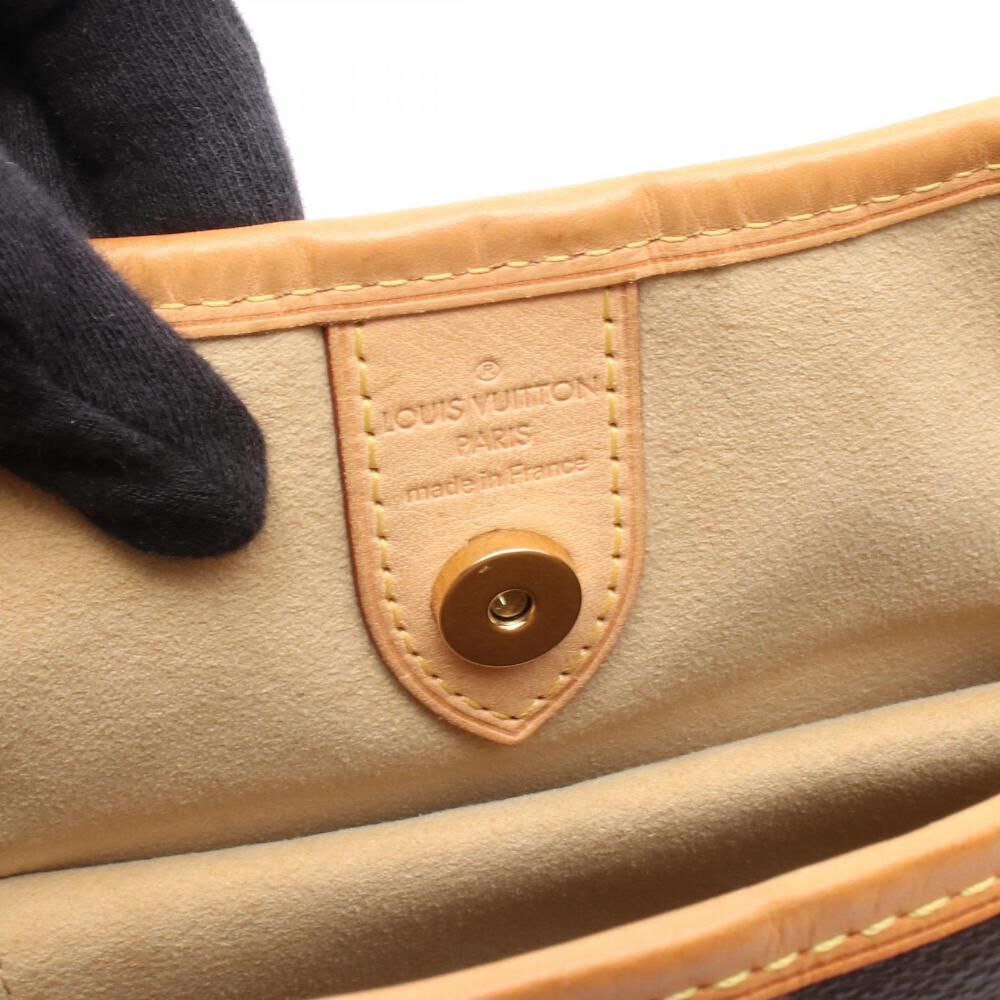 Louis Vuitton Galliera