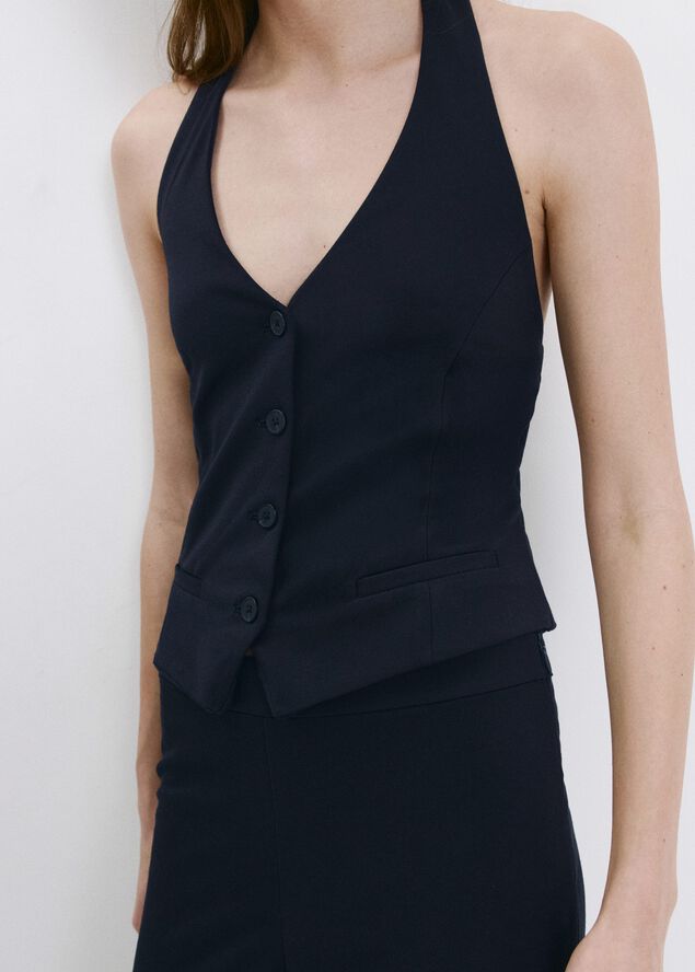 Halter-neck gilet with buttons