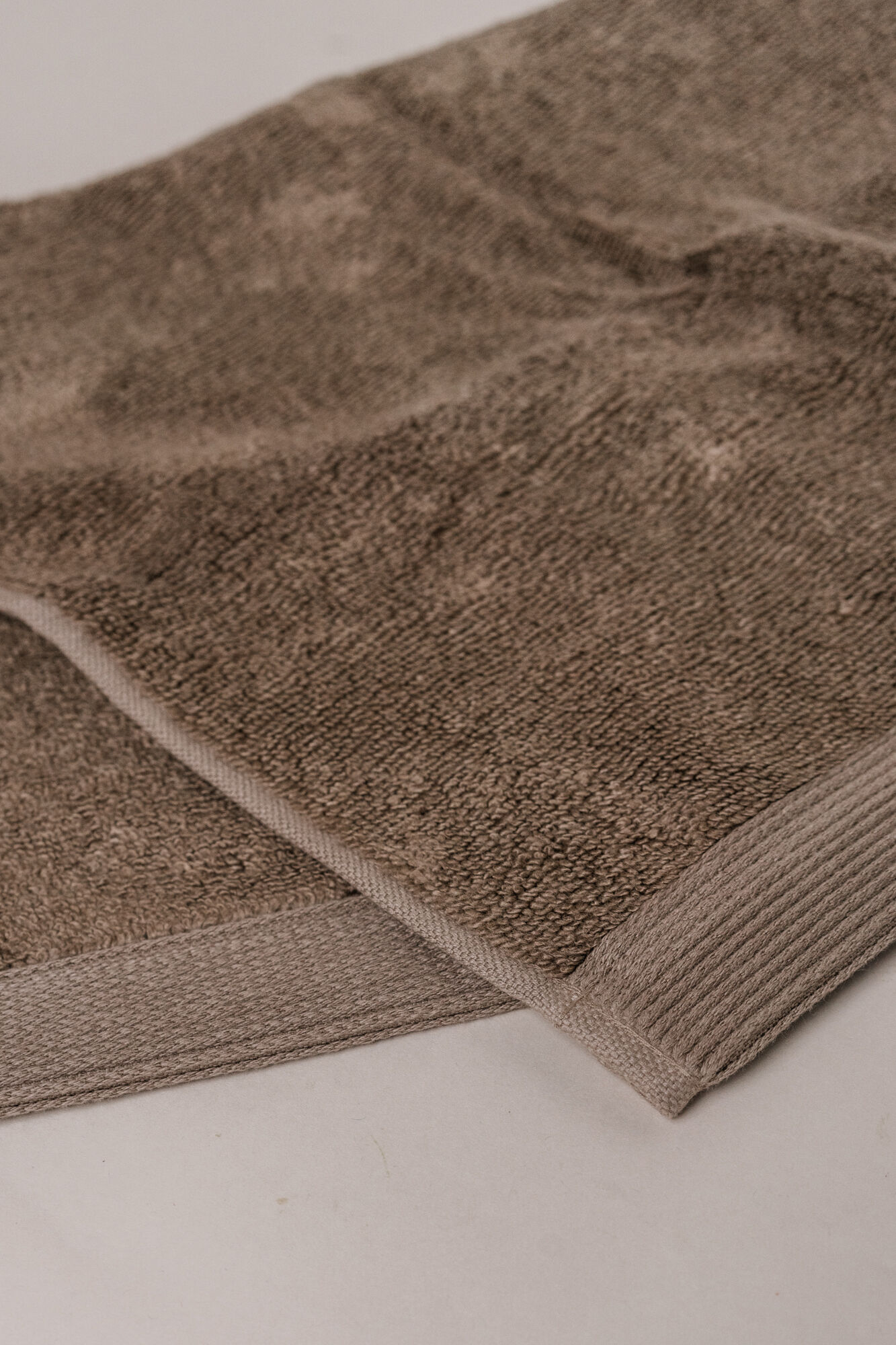 Hotel & spa taupe 30x30 cm