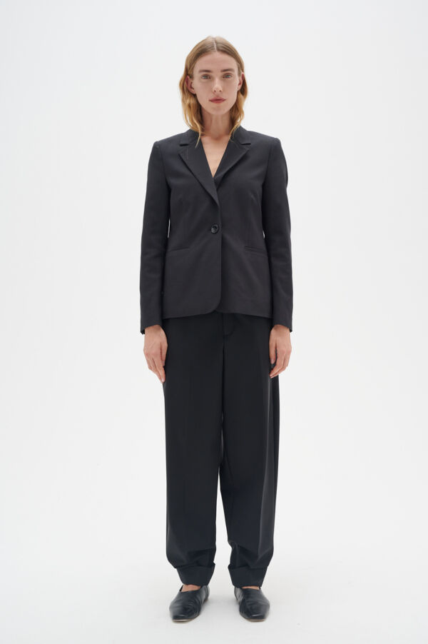 ZellaIW Classic Short Blazer