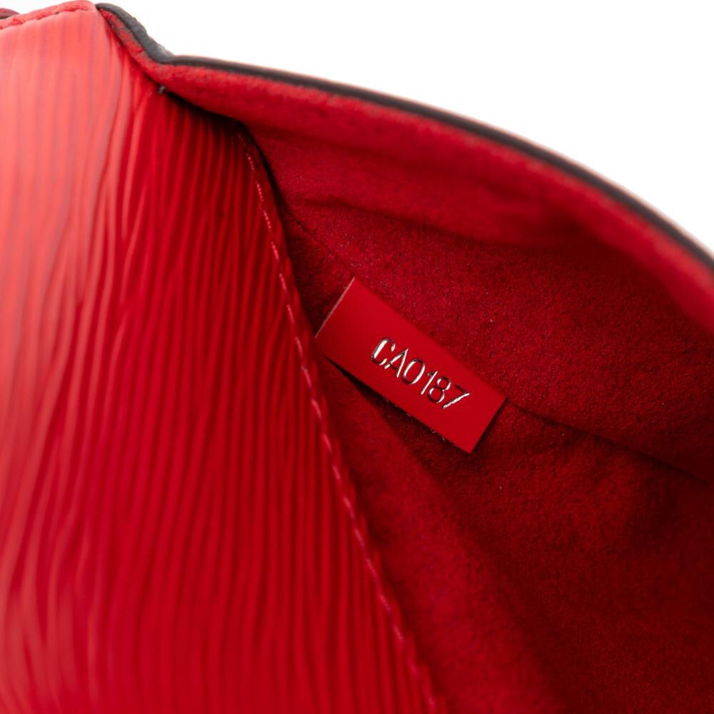 Louis Vuitton Saint Michel